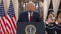ZDA, Washington.Ameriski predsednik Donald Trump je v izjavi dejal, da bodo ZDA v naslednjih dveh do treh tednih neusmiljeno in silovito napadale Iran.