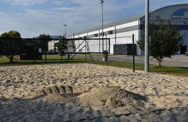 Pri &Scaron;portnem centru &Scaron;empeter bodo danes odprli prenovljena odbojkarska igri&scaron;ča