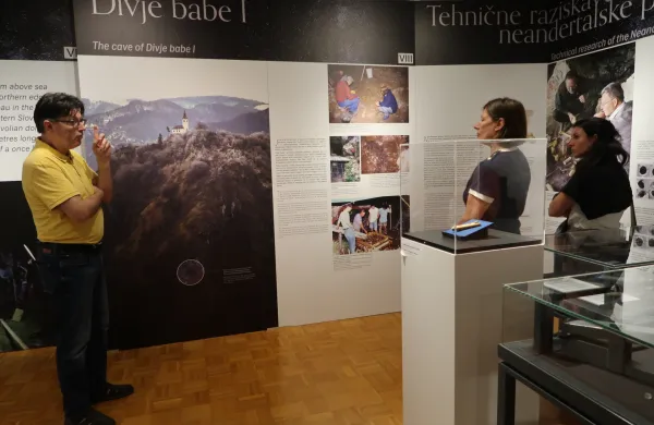 V &Scaron;ebreljah sta se rodila glasba in tidldibab