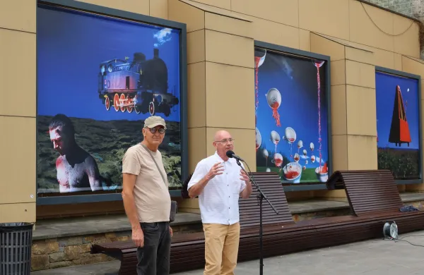 Matjaž Pre&scaron;eren Dejan Mehmedovič Galerija Luke Koper Galerija Luke Koper Lebdenje, skoraj izven 