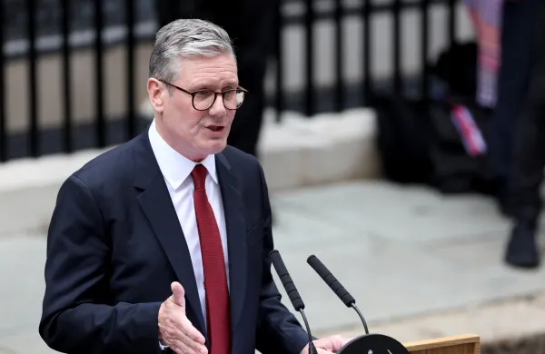 Britanski premier Keir Starmer je napovedal odstop.