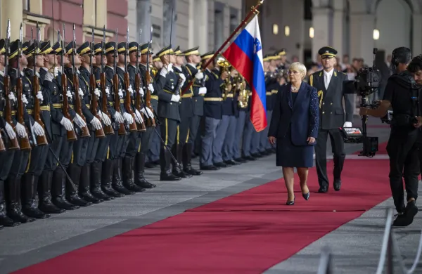 Ljubljana, Kongresni trg.Osrednja drzavna slovesnost ob dnevu drzavnosti.