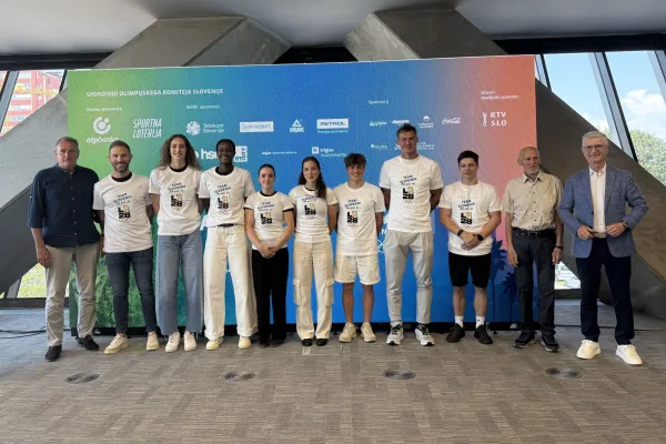 V okviru olimpijskega dneva sta Uro&scaron; Kodelja in Anja Apollonio obiskala &ldquo;svoji&rdquo; osnovni &scaron;oli