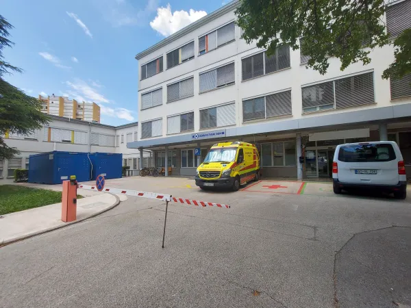 re&scaron;evalna služba ZD NG prenova prostori 2 garaži