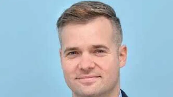 Dejan &Scaron;kvarč