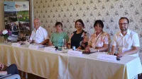 direktorica Parka &Scaron;kocjanske jame Polona Kovačič.županja Občine Hrpelje-Kozina Sa&scaron;a Likavec Svetel&scaron;ek. župan Občine Ilirska Bistrica dr. Gregor Kovačič.  Županja Občine Divača Alenka &Scaron;trucl Dovgan: župan Občine Pivka Robert Smrdelj.