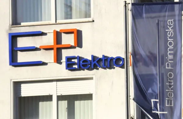 Elektro Primorska poslovna stavba