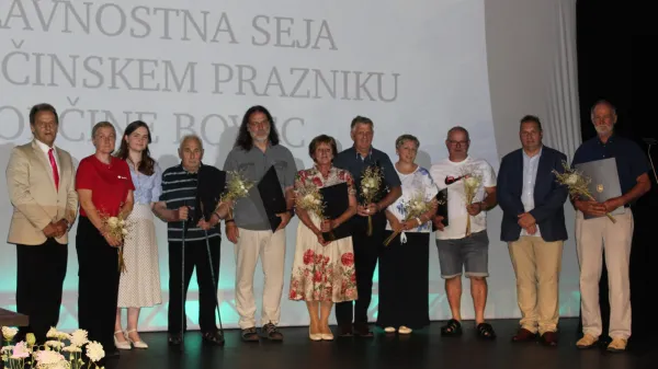V Bovcu priznanja za pletarstvo, igralstvo, prostovoljstvo&nbsp;...
