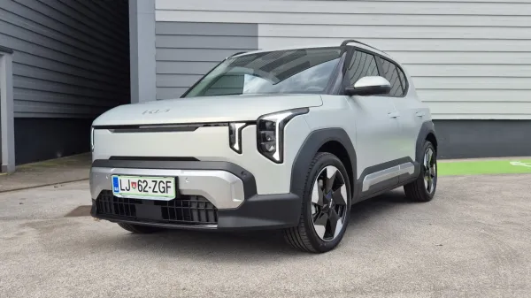 Kia EV2 utegne &scaron;e letos prepričati okrog 300 slovenskih kupcev, pravijo pri zastopniku.