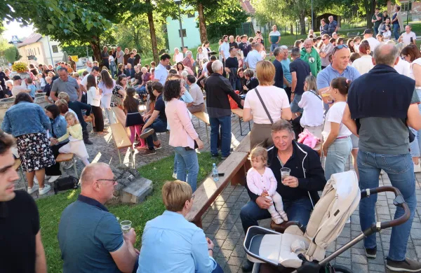 Nekdaj najbolj obetavna vas v občini Idrija spet usiha