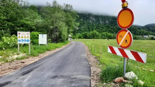 V sredose odpira težko pričakovana kolesarska steza med Bledom in Bohinjem.