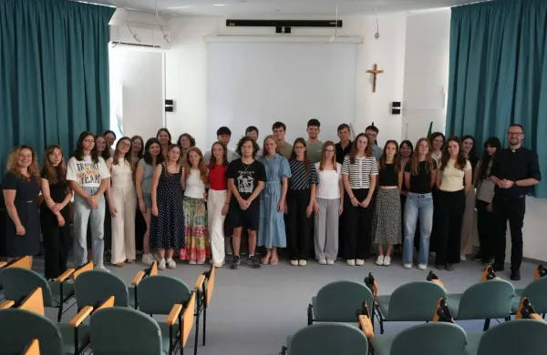 Vseh 47 dijakov &Scaron;kofijske gimnazije Vipava je bilo na splo&scaron;ni maturi uspe&scaron;nih. 