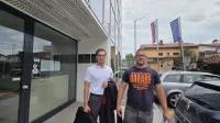 Sodnica je nekdanjega policista oprostila napada na informacijski sistem