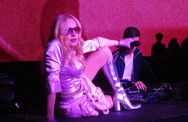 Madonna je v začetku meseca izdala album Confessions on a Dance Floor II.