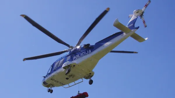 Gorsko re&scaron;evanje, helikopter