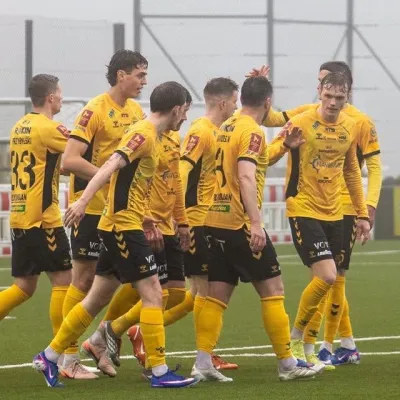Nogometa&scaron;i Runavik na eni domačih tekem