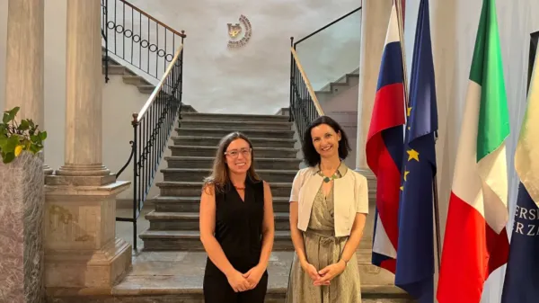 Obisk slovenske veleposlanice na Portugalskem na UP