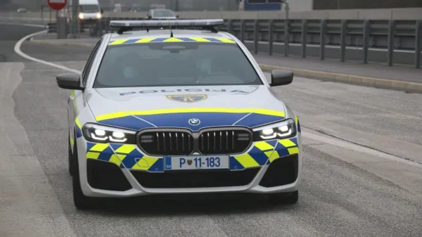 novi motorji in avtomobili BMW avtocestna policija