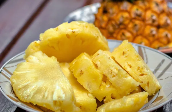 Ananas je odličen vir vitamina C ter vitaminov iz skupine B.