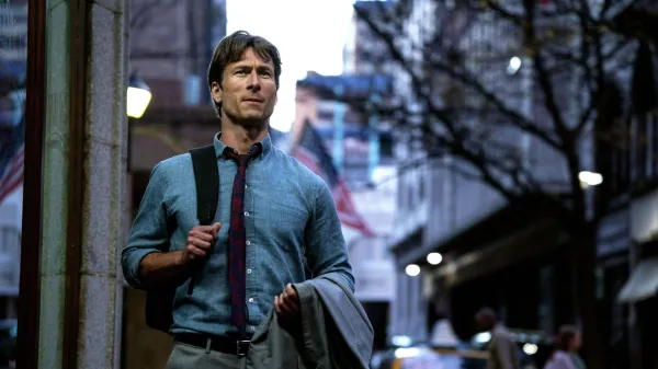Glen Powell bo igral bejzbol