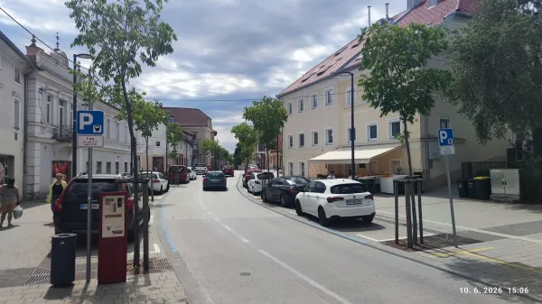 Trža&scaron;ka cesta Postojna