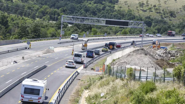 Kozina, 7.8.2025Avtocesta Ljubljana-Koper, Obnova prenova dela Kozina-Kastelec, gradbena dela