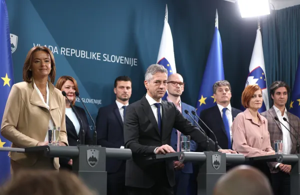 Ljubljana. Vlada. Koalicija. Izjava. Tanja Fajon, Robert Golob, Asta Vre&Auml;Ťko