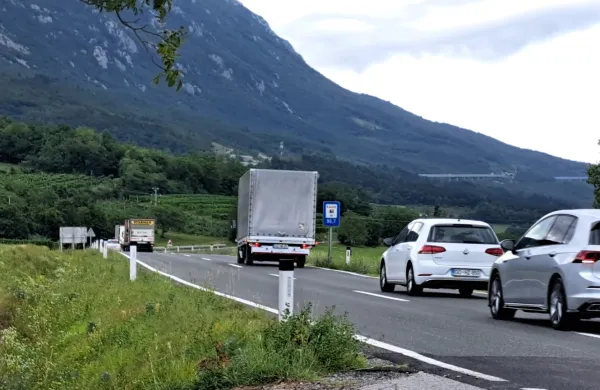 Nevarni odsek: DRSI se je zdaj odločil, da bo tu urediti neprekinjeno ločilno črto