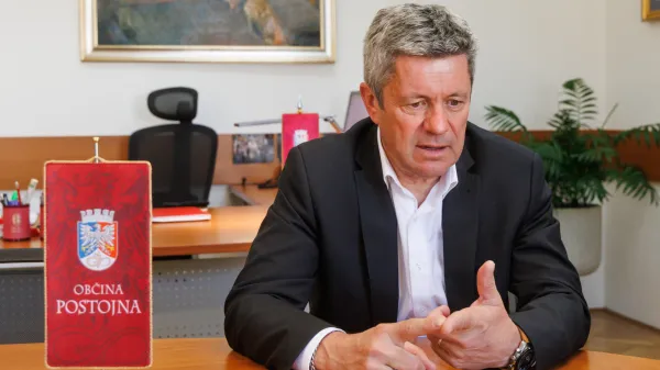 Postojna, 30.4.2025Zupan obcine Postojna, Igor Marentic, portret, interviju