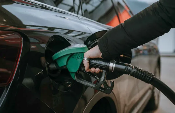 tankanje, petrol, bencin, črpalka