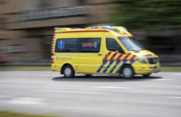 Po piku pri izvajanju del na avtocesti izgubil zavest in umrl