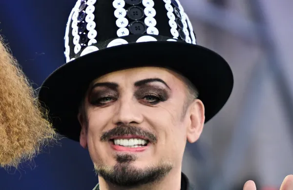 Boy George: &ldquo;Vi pravite genocid, jaz pravim vojna&rdquo;