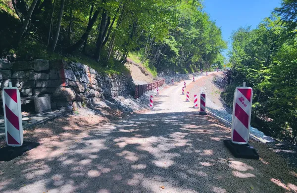 odprtje cesta Lig-Vrhovlje sanacija plazu občina Kanal ob Soči