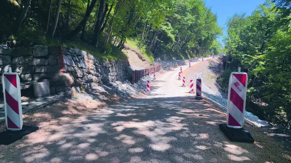 odprtje cesta Lig-Vrhovlje sanacija plazu občina Kanal ob Soči