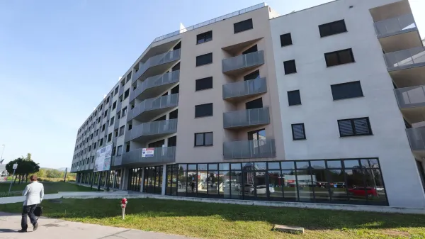 Koper, 25.10.2019Poslovno stanovanjski objekt, Koprska vrata