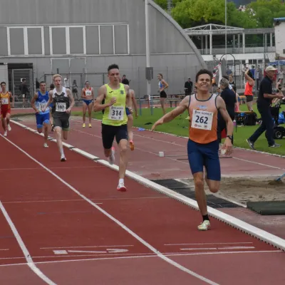 Izolan Lako&scaron;eljac se je na svetovnem prvenstvu do 20 let uvrstil v polfinale teka na 800 metrov