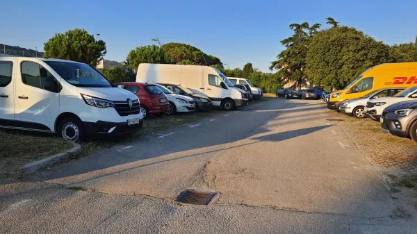 Prepoved v Livadah težavo le preselila drugam