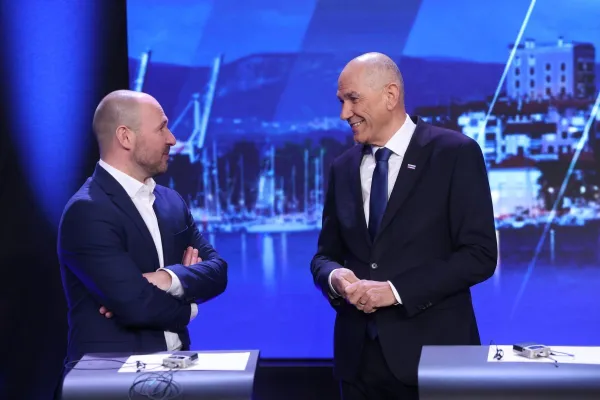 So v Vrtovčevi stranki Dars zamenjali za katero od državnih podjetij, ki so ga v času tretje Jan&scaron;eve vlade vodili kadri SDS? 