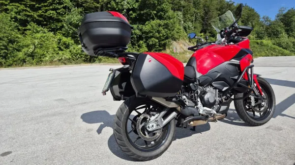 Ducati multistrada V2 S