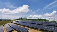 SENG HSE zagon sončna elektrarna Kanalski Vrh bazen ČHE Avče Prva faza sončne elektrarne Kanalski Vrh se razprostira na 2 hektarjih povr&scaron;ine, sestavlja jo 4.736 modulov. Elektrarna z močjo 2,9 MW letna proizvodnja 3,3 GWh električne energije