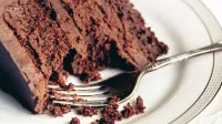  Ni samo čokoladna torta primerna za pripravo s pivom, nekoliko bolj pogumni namesto kave za pripravo tiramisuja uporabijo kar temno pivo.