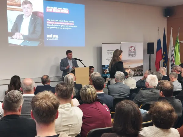 052 srečanje gospodarstvo