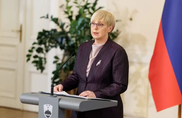 Ljubljana, predsedniska palaca.Izjava za medije predsednice republike Natase Pirc Musar po neformalnih pogovorih s predsednico in predsedniki strank, ki so se po neuradnih izidih parlamentarnih volitev uvrstile v DZ.