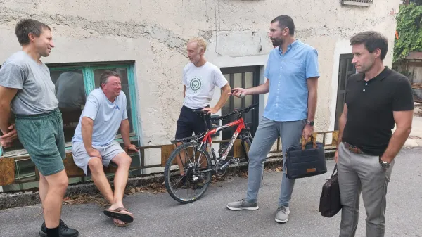 V vasi Žabče in njeni novi soseski bo naslednjih deset mesecev gradbi&scaron;če