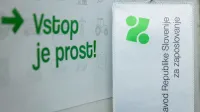 Ljubljana, sedez Zavoda RS za zaposlovanje.Novinarska konferenca Zavoda RS za zaposlovanje, na kateri so predstavili glavna gibanja na trgu dela v letu 2025 ter kljucne poudarke za leto 2026, vkljucno z zakonodajnimi novostmi.