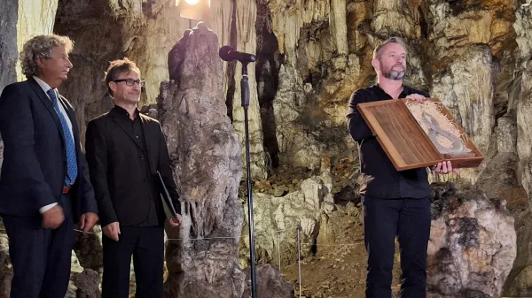 Serhij Žadan je nagrado prejel iz rok Marija Čuka in Gregorja Podlogarja