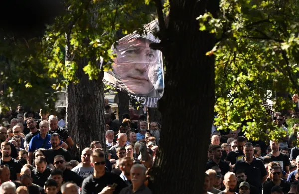 Pogreb obsojenega vojnega zlocinca generala Ratka Mladica v Beogradu