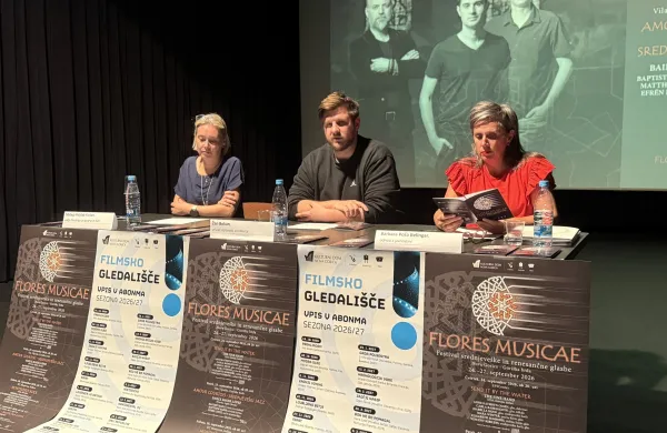 Srednjeve&scaron;ka glasba skozi prizmo jazza in rocka