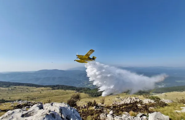 požar, zabiče, air tractor