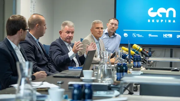 Ljubljana, prostori GEN energije.Novinarska konferenca druzbe Gen energija s predstavitvijo statusa projekta izgradnje nove jedrske elektrarne v Krskem (Jek2).